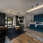 Vila Quercus Zadarvillas *