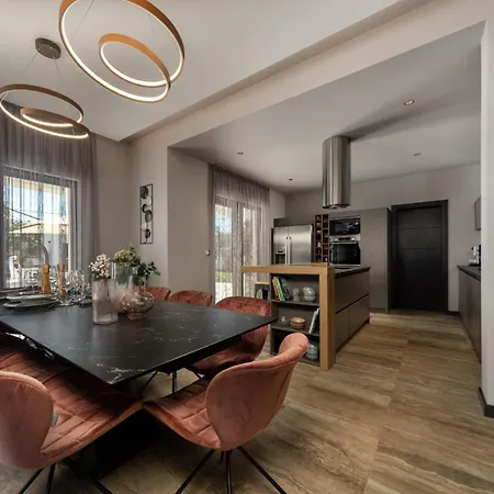 빌라 Quercus Zadarvillas Policnik