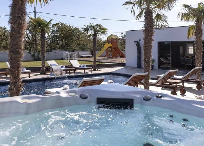 빌라 Quercus Zadarvillas