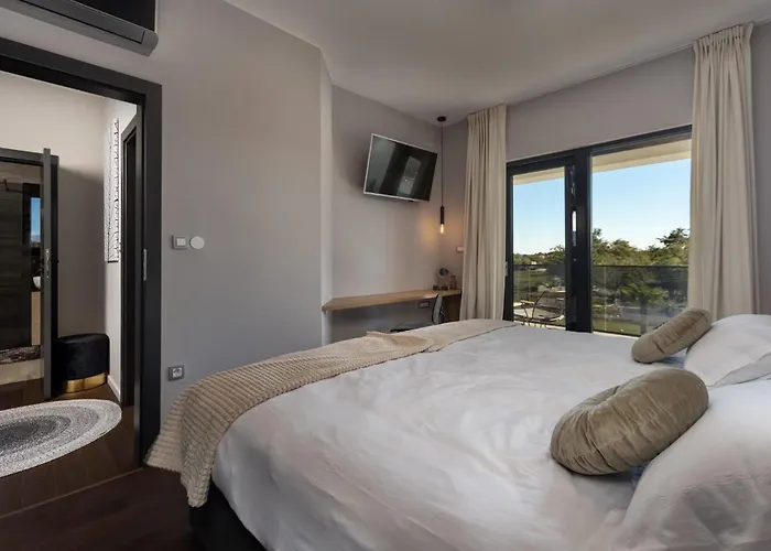 Quercus Zadarvillas Policnik