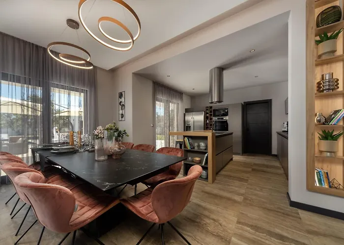 빌라 Quercus Zadarvillas Policnik