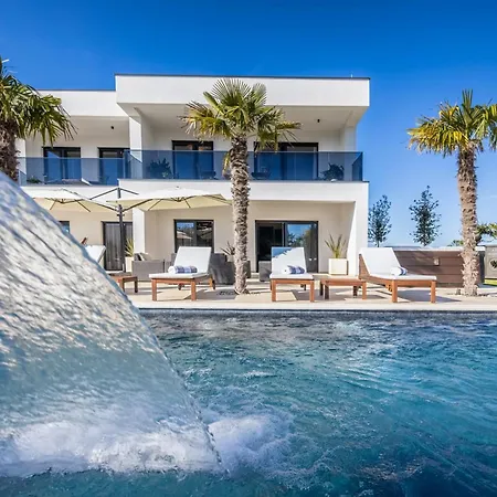 Quercus Zadarvillas * Policnik