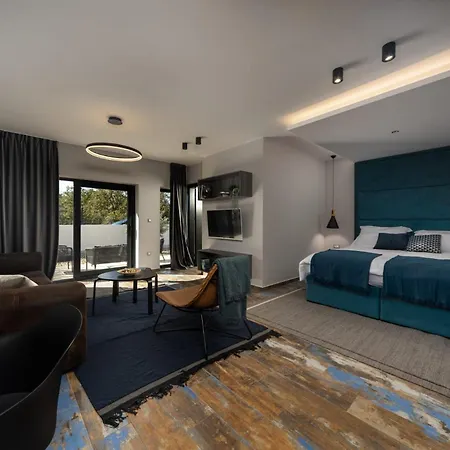 Vila Quercus Zadarvillas *